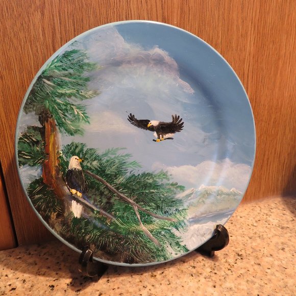Vtg Federal Milk Glass Plate Handpainted Eagles Scene (198C) - Picture 1 of 7